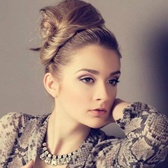 Veronika (30)
